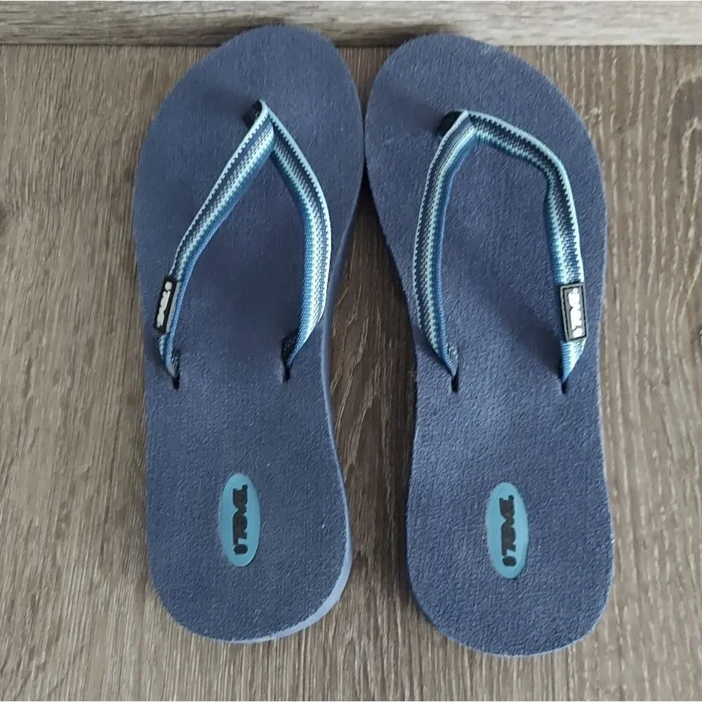 Teva Navy Sandal Size 8